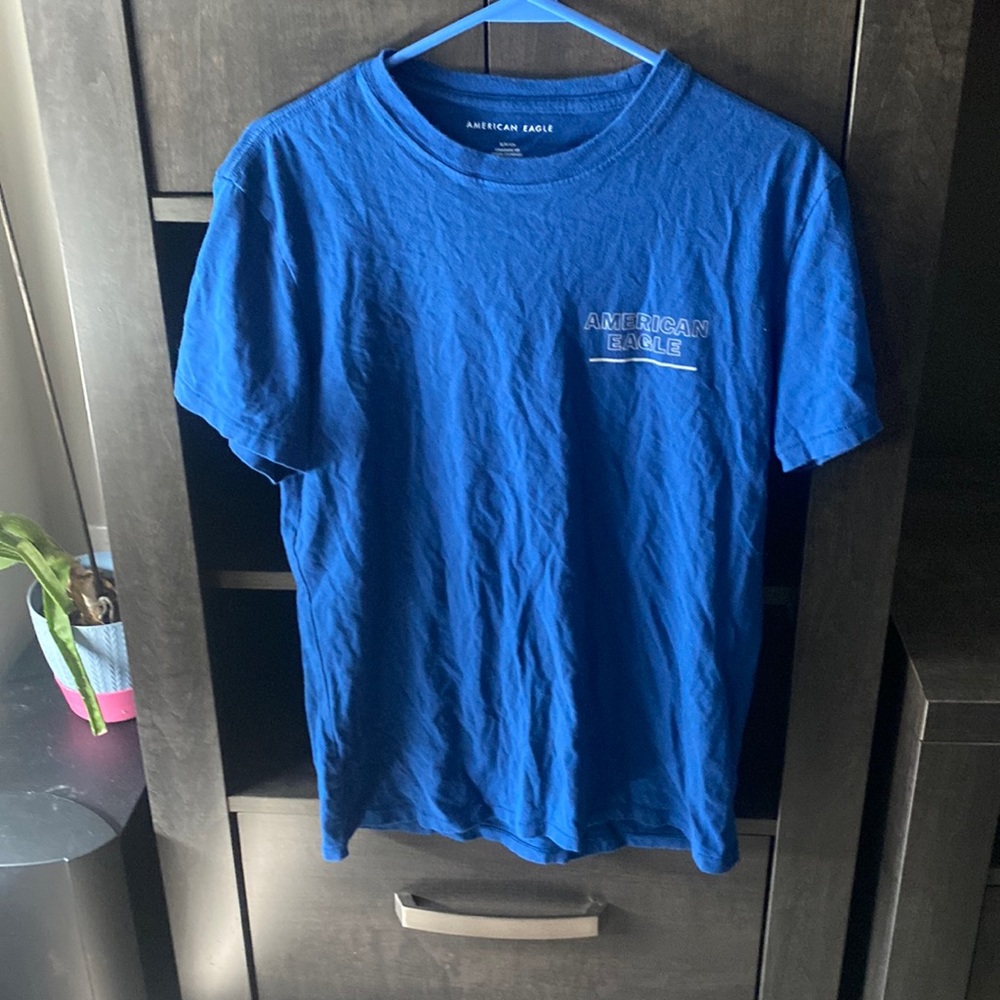 American Eagle T-shirt